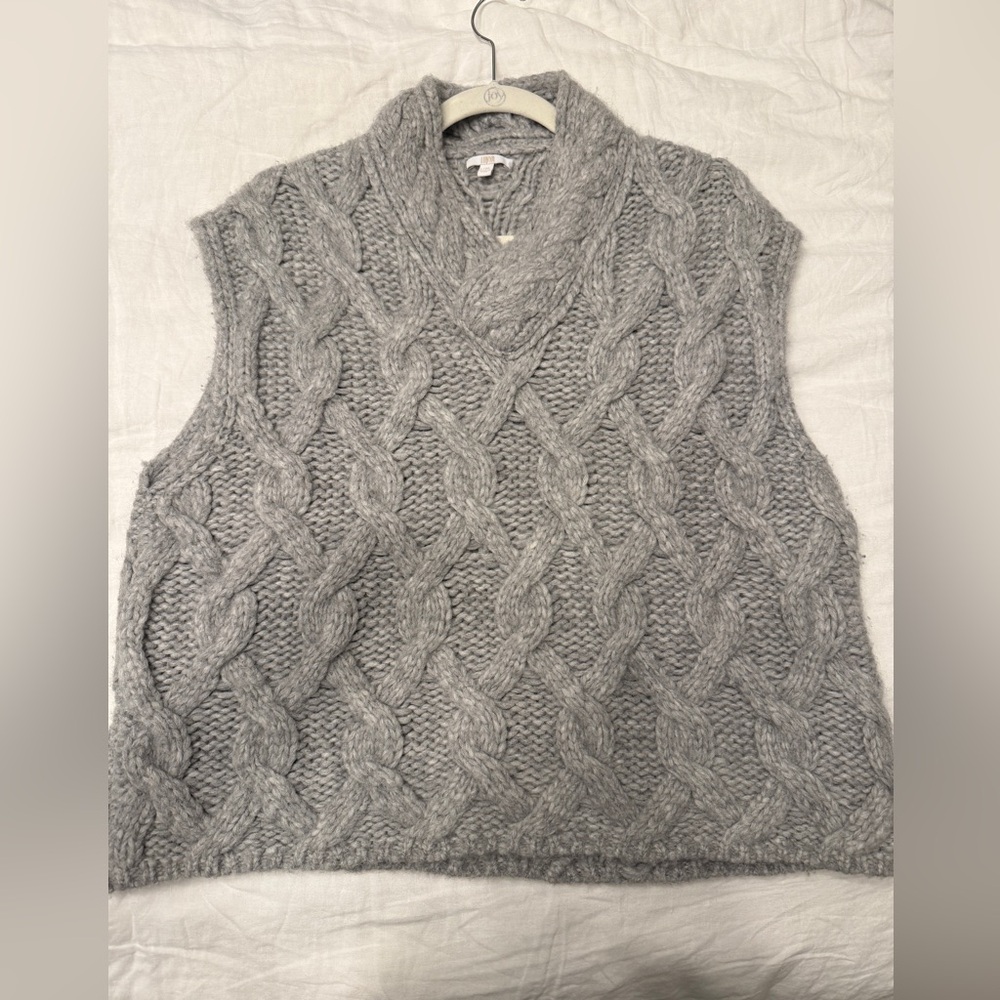 Lunya Cozy Gray Cable Knit Sweater Vest